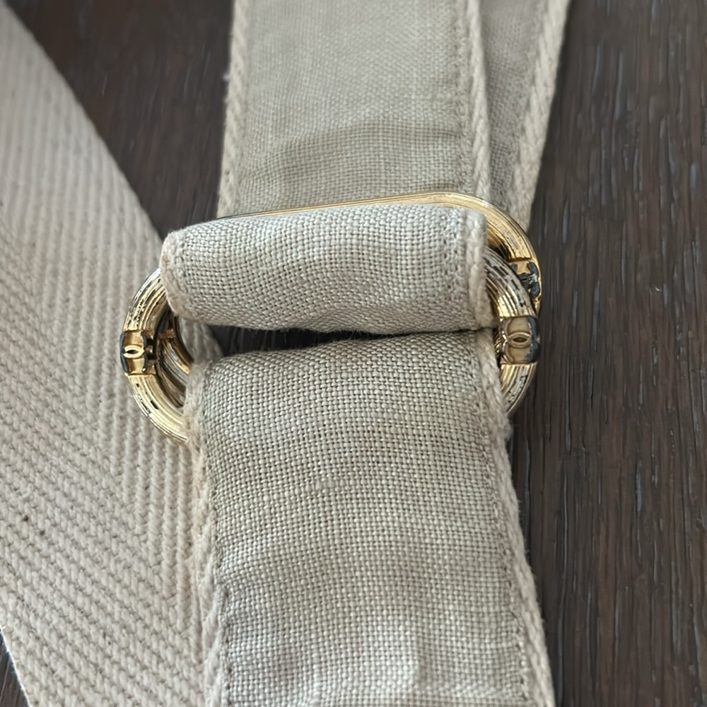 CHANEL Vintage Tan color Canvas Belt with Gold Buckle - Picture 4 of 8